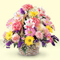  Bursa Abc çiçek uluslararası çiçek gönderme  sepet içerisinde gül ve mevsim