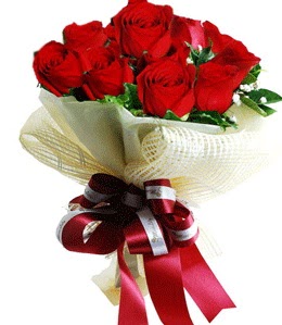 9 adet kırmızı gülden buket tanzimi  Bursa Abc çiçek çiçek gönderme sitemiz güvenlidir 